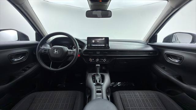 Used 2024 Honda HR-V LX image 24