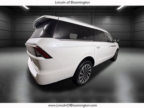 New 2025 Lincoln Navigator L Black Label image 6