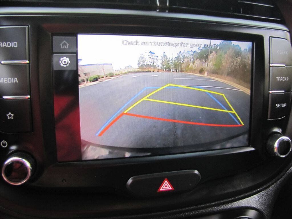 Used 2024 Kia Soul LX w/ Option Group 015 FWD image 36