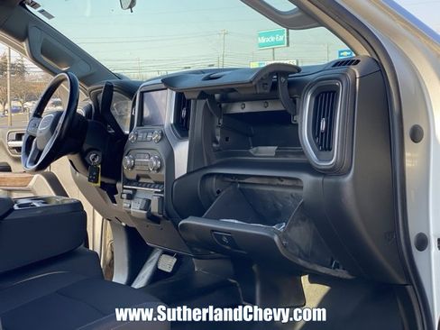 Used 2022 GMC Sierra 2500 SLE w/ X31 Off-Road Package image 27