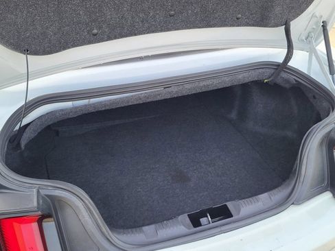 Used 2023 Ford Mustang Premium image 4