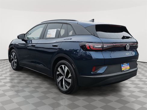 Certified 2023 Volkswagen ID.4 Pro image 7