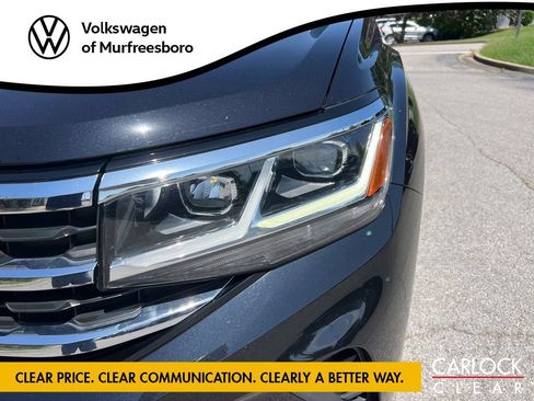 Certified 2022 Volkswagen Atlas Cross Sport SE FWD image 11
