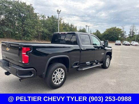 Used 2025 Chevrolet Silverado 2500 LTZ w/ Z71 Chrome Sport Edition AWD/4WD image 8
