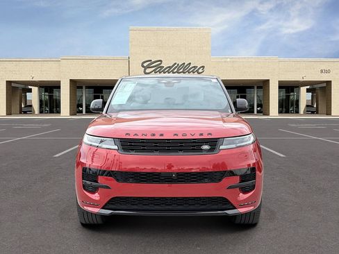 Used 2025 Land Rover Range Rover Sport Dynamic SE AWD/4WD image 2