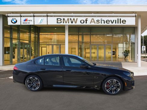 New 2026 BMW 530i xDrive w/ M Sport Package AWD/4WD image 1