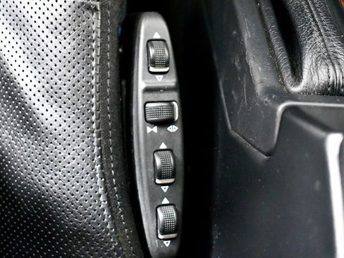 Used 2012 Mercedes-Benz G 550 SUV image 35