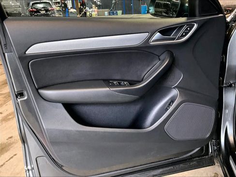 Used 2018 Audi Q3 2.0T Premium image 9