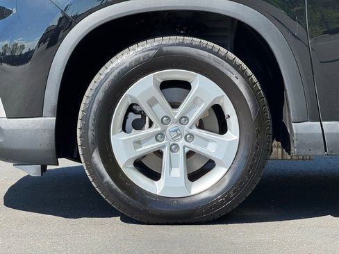 Certified 2023 Honda Pilot LX image 26