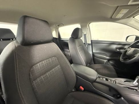 Used 2025 Honda HR-V LX image 27