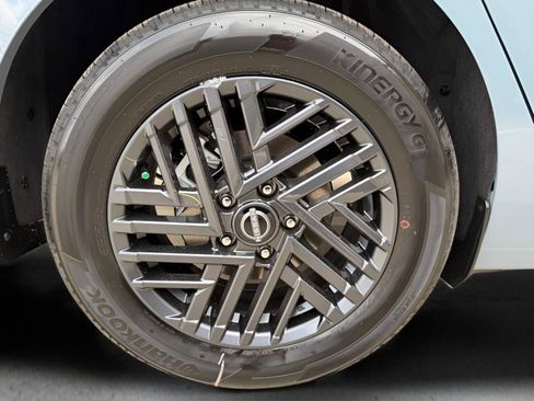 New 2026 Nissan Sentra SV w/ Floor Mat Package FWD image 25