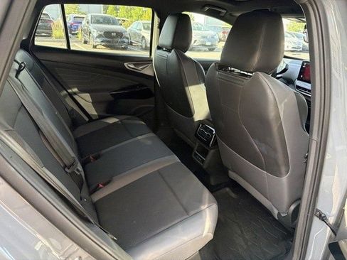 Used 2023 Volkswagen ID.4 Pro S AWD/4WD image 9
