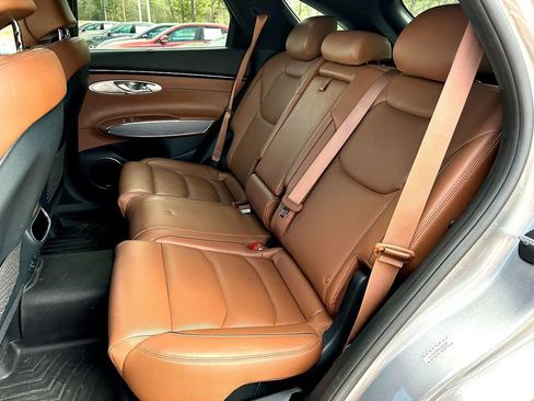 Used 2022 Genesis GV70 2.5T w/ Advanced Package AWD/4WD image 18