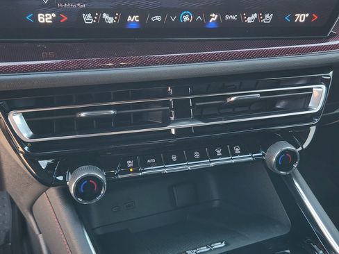 New 2026 Chevrolet Traverse RS w/ LPO, Floor Liner Package image 14