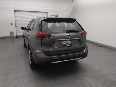 Used 2020 Nissan Rogue S FWD image 6