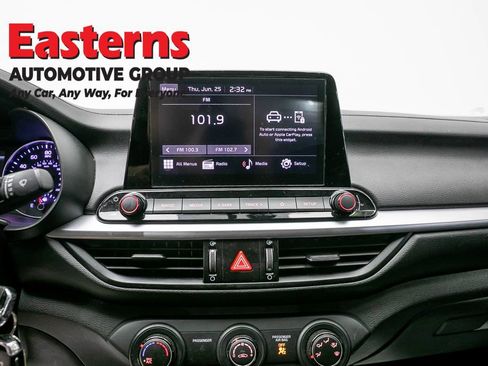 Used 2023 Kia Forte LXS w/ LXS Technology Package FWD image 12