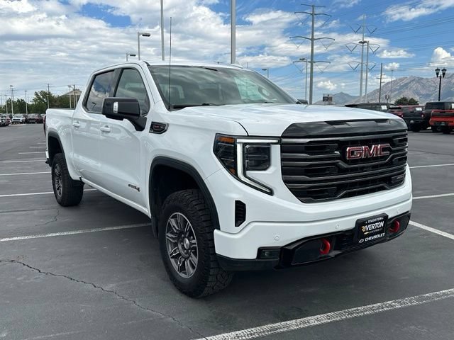 Used 2025 GMC Sierra 1500 AT4 AWD/4WD image 4