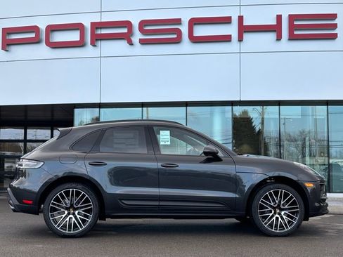 New 2026 Porsche Macan AWD/4WD image 15