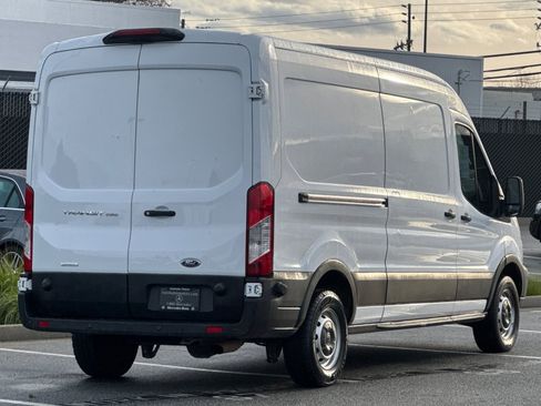 Used 2019 Ford Transit 250 148 Medium Roof image 8