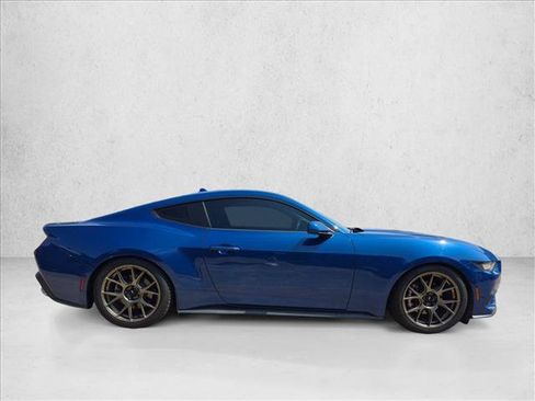 Used 2024 Ford Mustang Coupe RWD image 4
