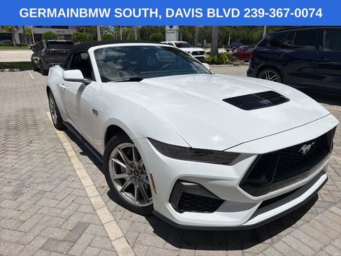 Used 2025 Ford Mustang GT Premium RWD image 15