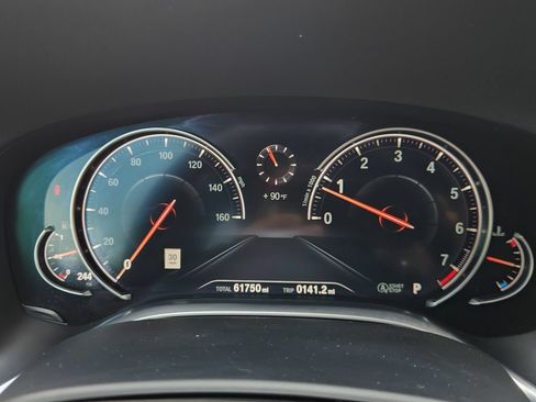 Used 2019 BMW 750i w/ M Sport Package RWD image 15