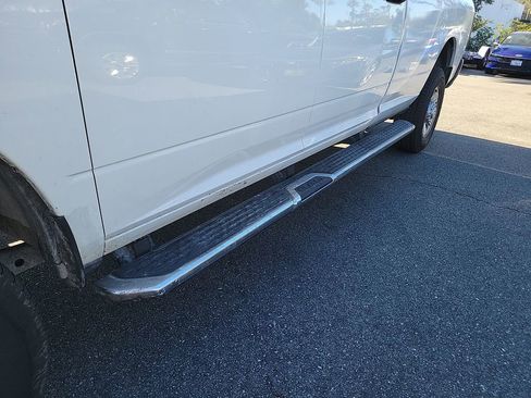 Used 2024 RAM 2500 Tradesman w/ Chrome Appearance Group image 10