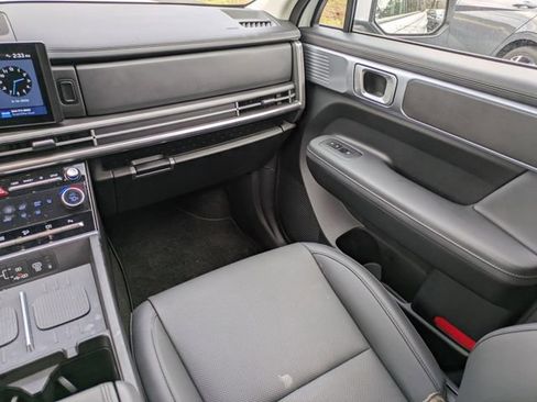 Used 2025 Hyundai Santa Fe SEL AWD/4WD image 18