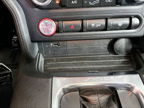 Used 2023 Ford Mustang GT RWD image 33