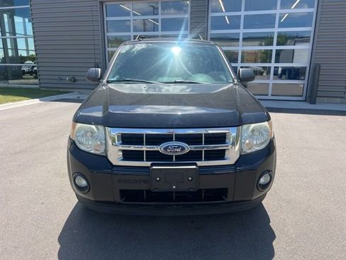 Used 2012 Ford Escape XLT FWD image 2