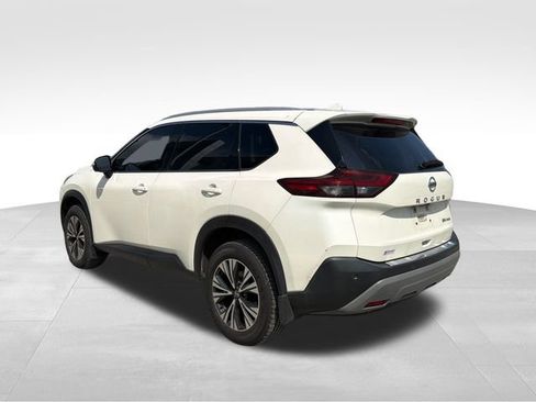 Used 2021 Nissan Rogue SV w/ Premium Package AWD/4WD image 6