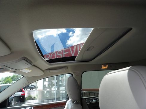 Used 2005 Chrysler Pacifica Touring image 8