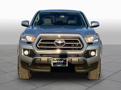 Used 2023 Toyota Tacoma SR5 w/ Technology Package AWD/4WD image 3