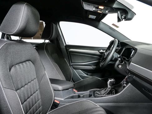Certified 2024 Volkswagen Jetta Sport FWD image 23