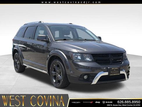 Used 2019 Dodge Journey Crossroad FWD image 1