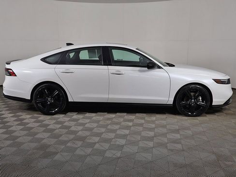 Used 2023 Honda Accord Sport image 18