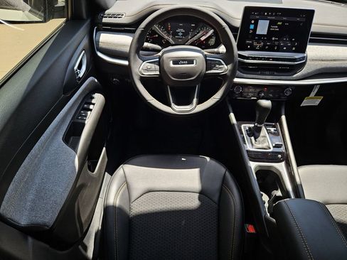 New 2026 Jeep Compass Latitude AWD/4WD image 10