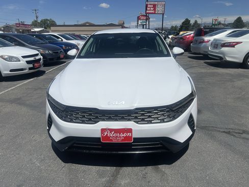 Used 2022 Kia K5 LXS FWD image 2
