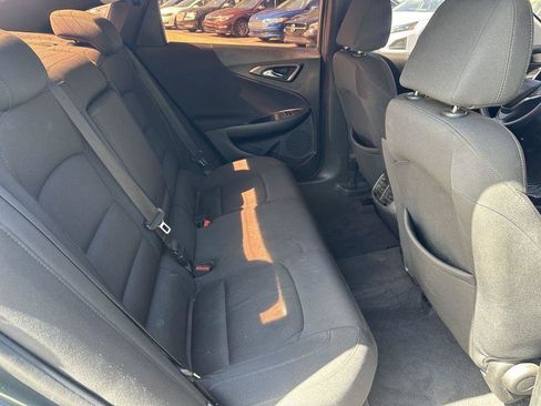 Used 2019 Chevrolet Malibu LT FWD image 13