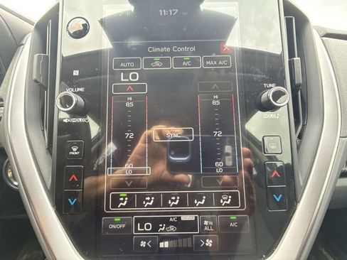 Used 2024 Subaru Crosstrek 2.0i Premium w/ Popular Package #3 image 18