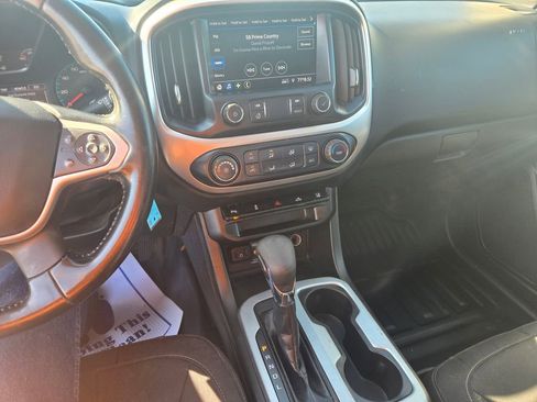 Used 2022 Chevrolet Colorado LT w/ Fleet Safety Package RWD image 9