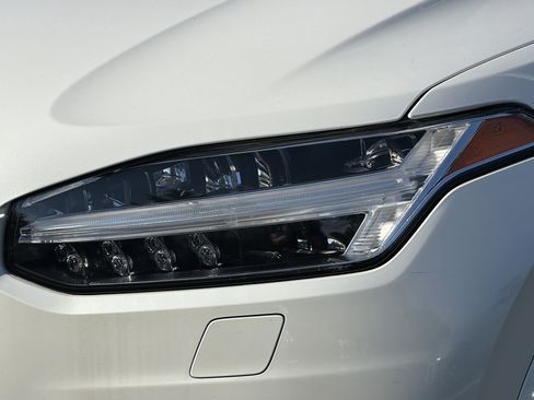 Certified 2023 Volvo XC90 B5 Core w/ Protection Package Premier AWD/4WD image 6
