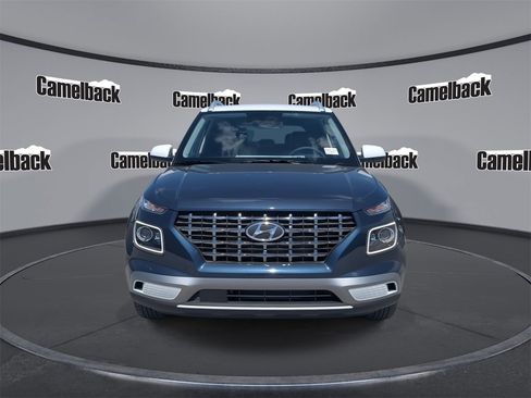 New 2025 Hyundai Venue Limited image 2