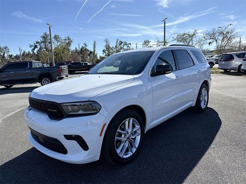 Used 2023 Dodge Durango GT image 7