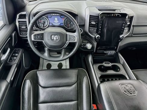 Used 2023 RAM 1500 Laramie AWD/4WD image 4