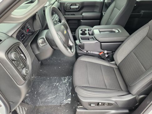 New 2026 Chevrolet Silverado 2500 Custom w/ Custom Value Package AWD/4WD image 10