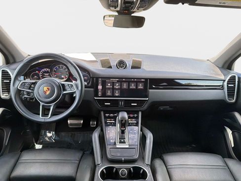 Used 2019 Porsche Cayenne S AWD/4WD image 36