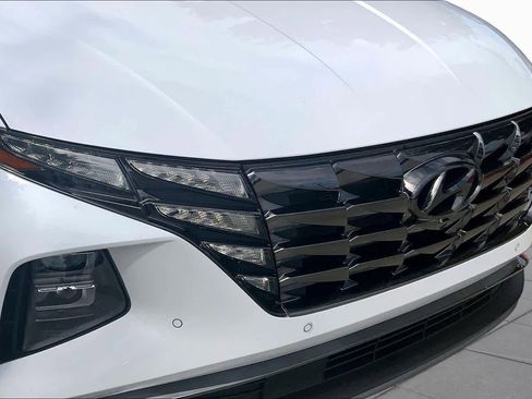 Certified 2022 Hyundai Tucson Limited FWD image 32