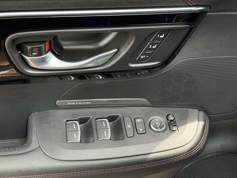 Used 2025 Acura ADX A-Spec image 11