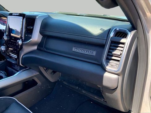 Used 2025 RAM 1500 Laramie AWD/4WD image 19